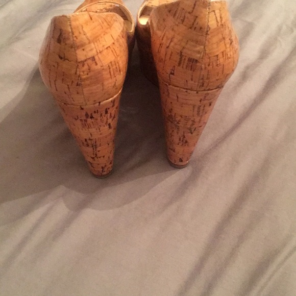 Christian Louboutin Wedge - Picture 3 of 4